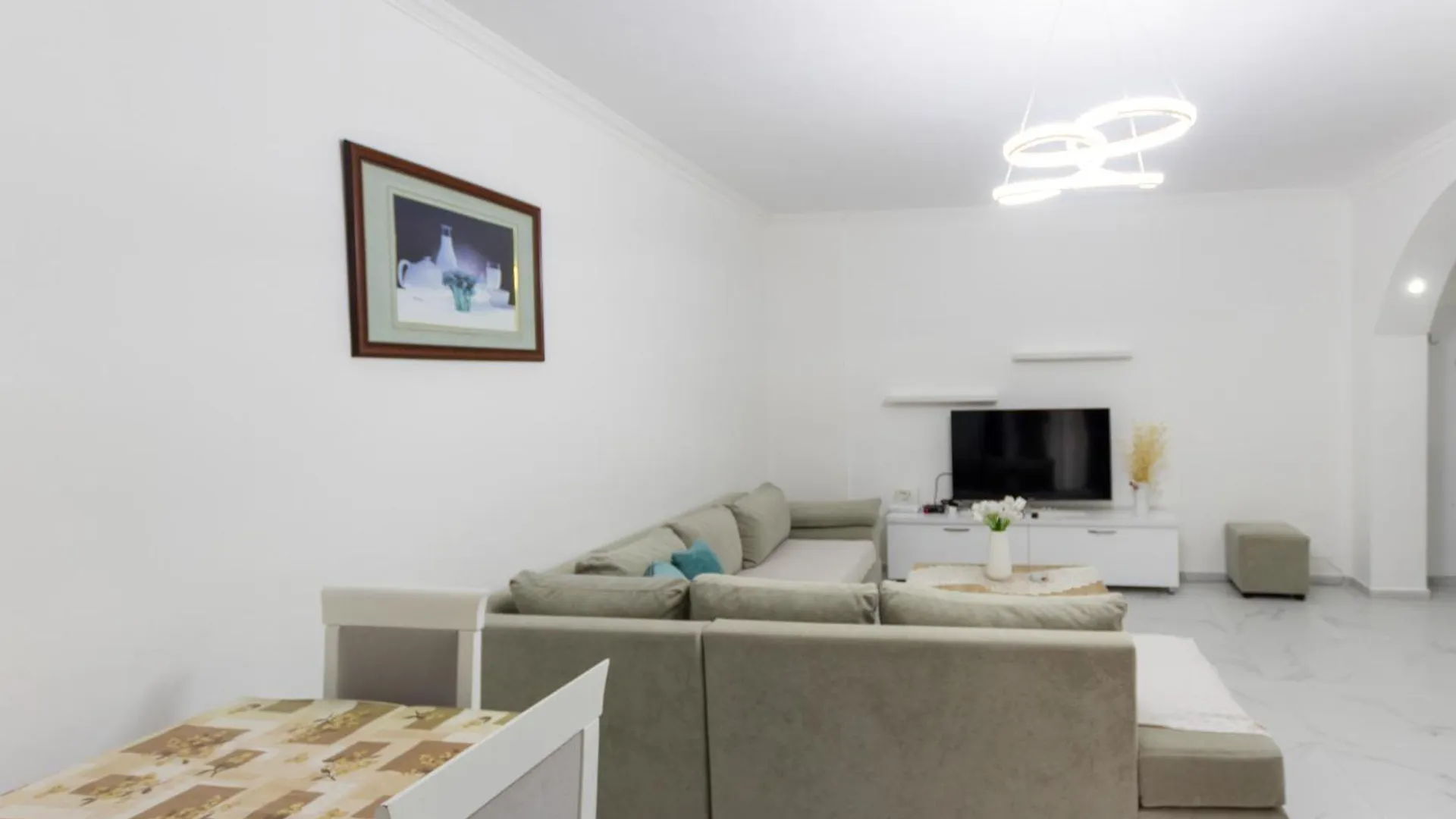 Comfortable Apartment Next To The Beach دراس