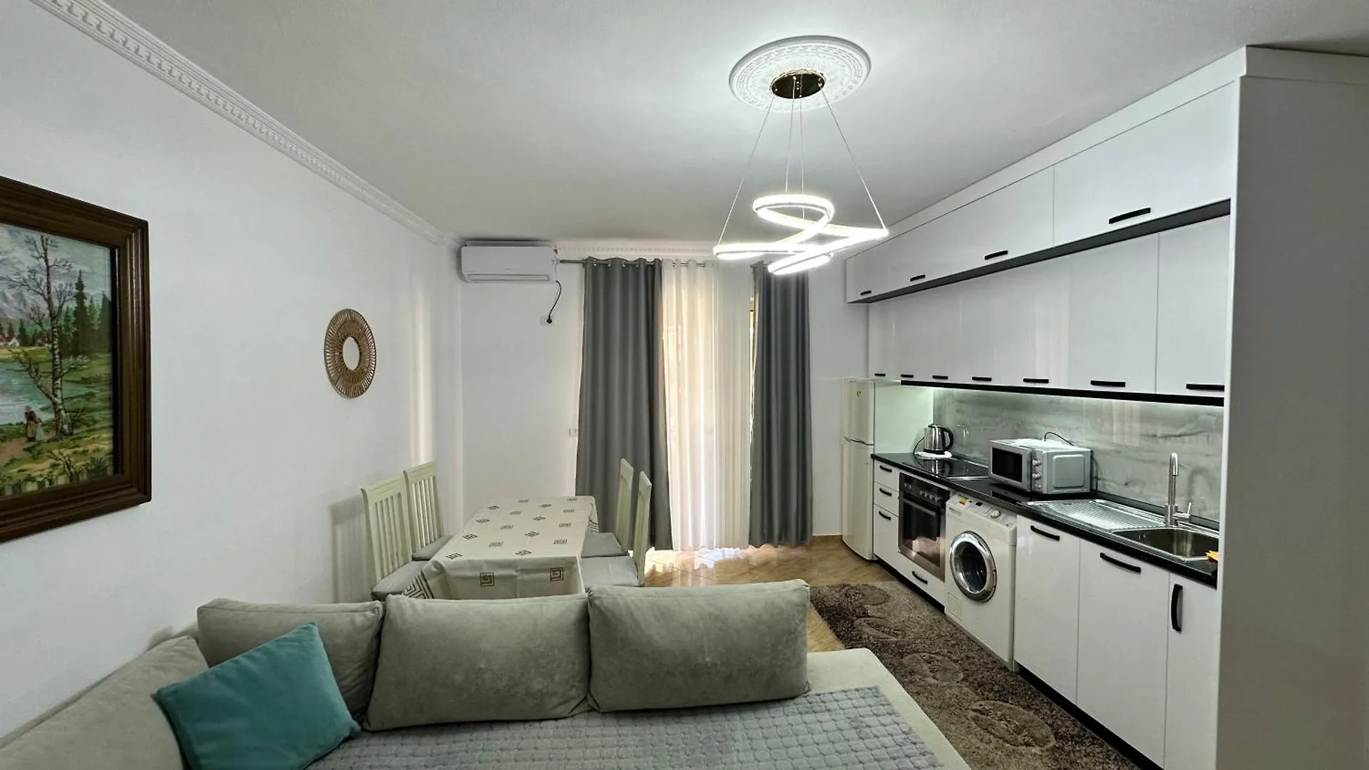 Comfortable Apartment Next To The Beach دراس ألبانيا